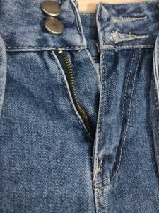 Blue Fit Denim Jeans For Women And Girls.