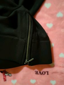 🆕 Black Jeggings By CODE Basics