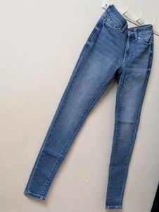 ✨ Mid-Rise Skinny Jeans - Timeless Blue Denim 👖