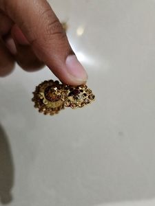 Jhumkas