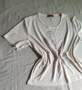 White Tshirt