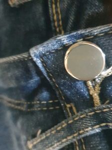 Women&#39;s dark wash straight leg jeans