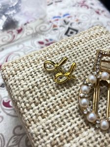 Combo Of Earring And Clutcher