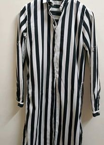 Mixed Pattern Straight Mid Cut Kurtis