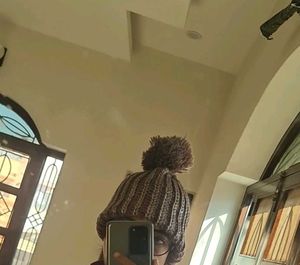 Stylish Knit Beanie with Pom Po