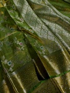 Elegant Floral Pink Tissue Benarasi Saree