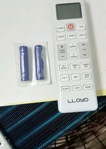 LLOYD AC REMOTE NEW AND ORIGINAL