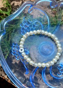 ELEGANT CLASSY BRACELET