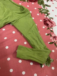Green Long Sleeve Top