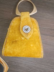 heels with hand bag
