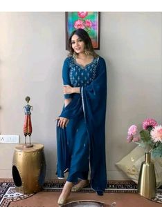 New/Unused Beautiful Embroiderd Kurta Set