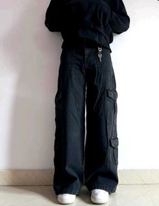 H&m Cargo