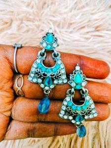 Boho Leaf Dangle Earrings