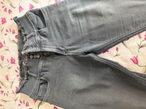 Stylish Grey High-Waist Skinny Jeans for Women