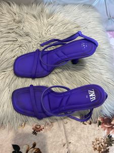 Zara 3.5 inches heels