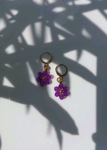 Purple Flower Beaded Earrings 💜