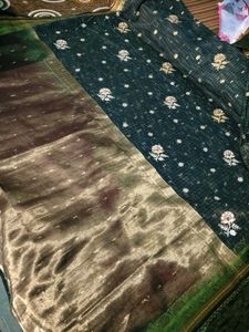 💥Elegant Floral Embroidered Saree🤎