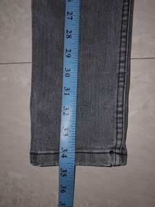 faded black skinny jeans