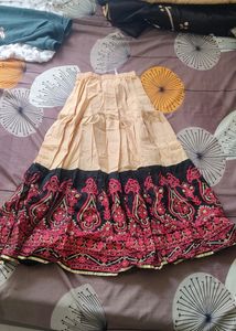 Skirt M/L Size