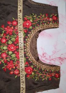 🌹 Rose Embroidered Ethnic Gown.