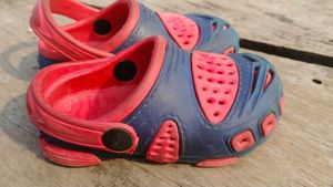 Kids Unisex Crocs, Flipflop, Clogs