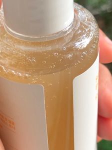 Numbuzin No.3 super glowing Essence Toner