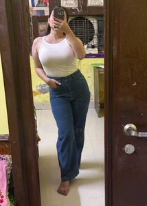 White Ribbed sleevless Top