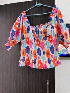 Dressberry Brand New Top