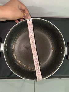 Induction Base Non-stick Kadhai with Lid