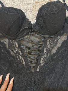 H&amp;M Lace Bodysuit 🔥