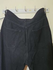 Black Jeans