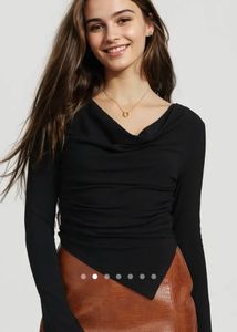Elegant Black Long Sleeve Top