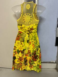 Pintrest Padded Floral Halter Dress