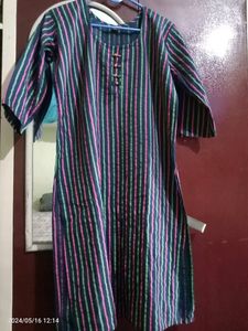 Beautiful Straight Kurti