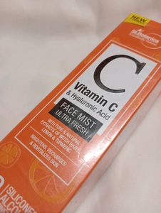 St.Botanica Vitamin C Face Toner