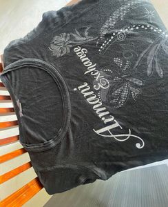 Chic Black Armani Exchange Graphic Tee