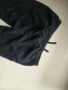 Woman&#39;s BLACK PANTS