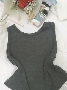 Grey Crop Top✨