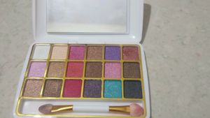 Eye Shadow Palette