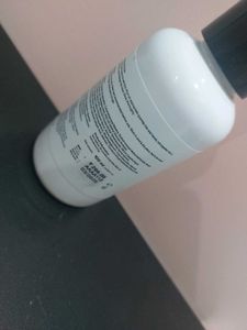 Minimalist Salicylic Acid Cleanser