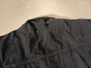 Virgio Black Cropped Denim Jacket, XL Size