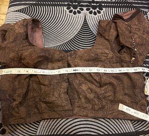 Brown Saree With Blouse