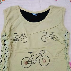 Trendy Stylish Sleevless Top