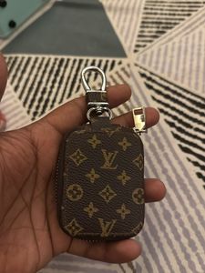 LV Pouch (copy)
