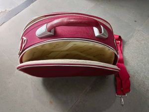 Cosmetic bag
