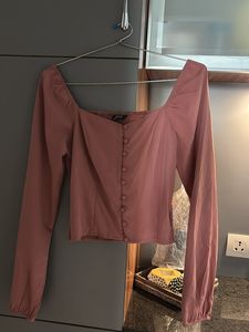 Dusty Rose Square-Neck Buttoned Crop Top
