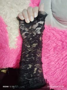 Black Lace Fingerless Gloves