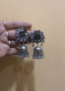 Silver Jhumka Earrings