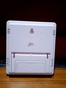 Clock+temperature+humidity