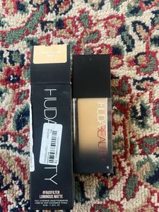 Huda Beauty Faux Filter